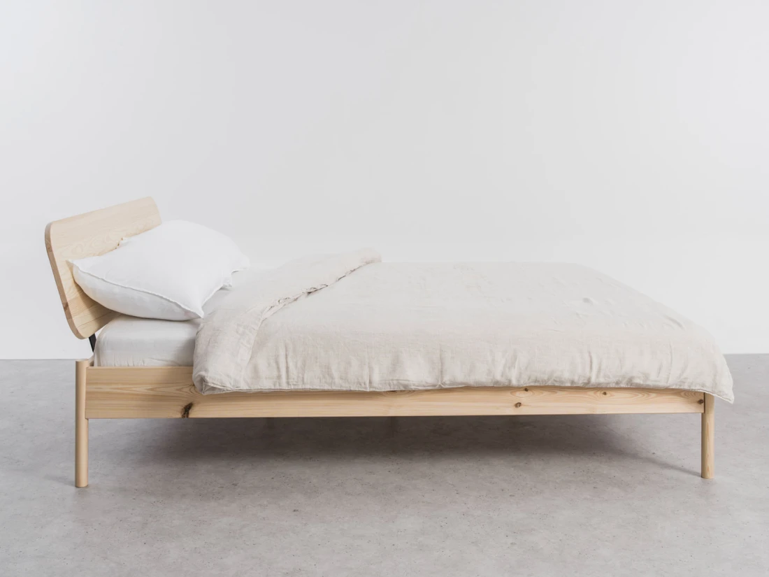 lozko drewniane sosnowe japandi sosna
